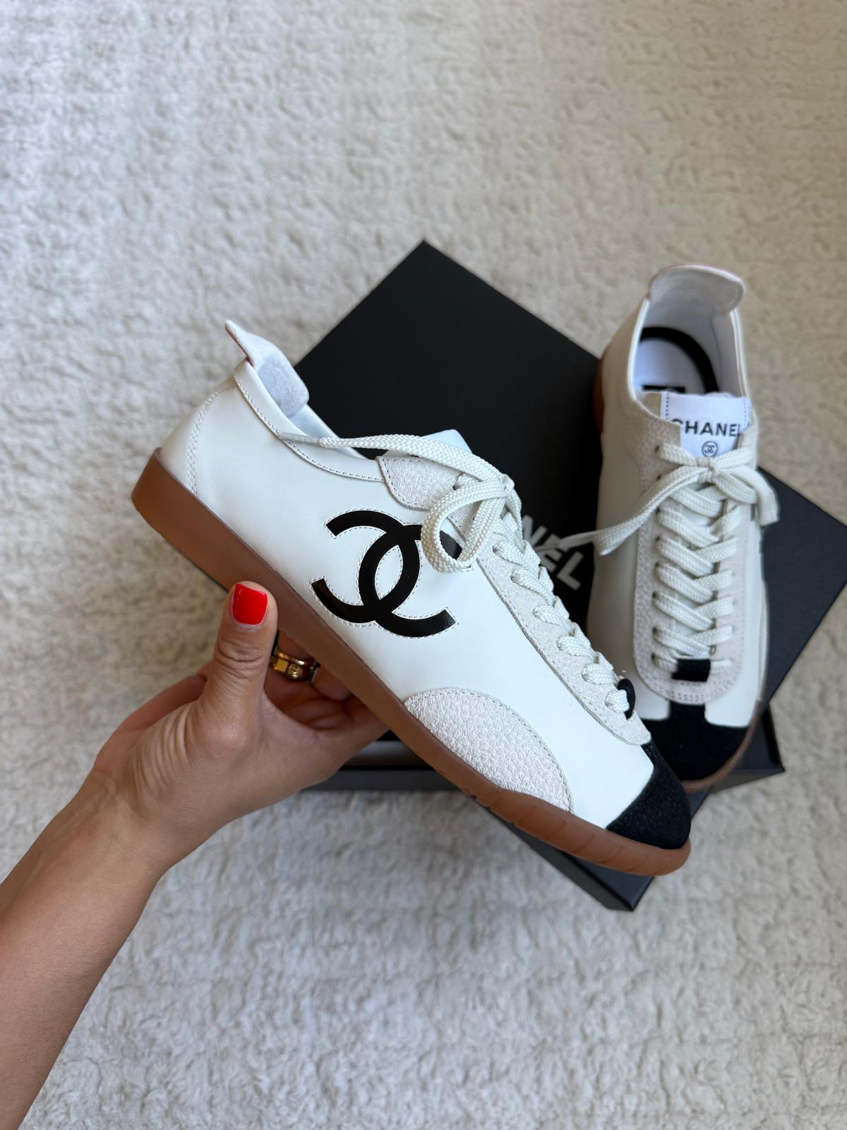 Chanel Low-Top sneakers Wit/Zwart
